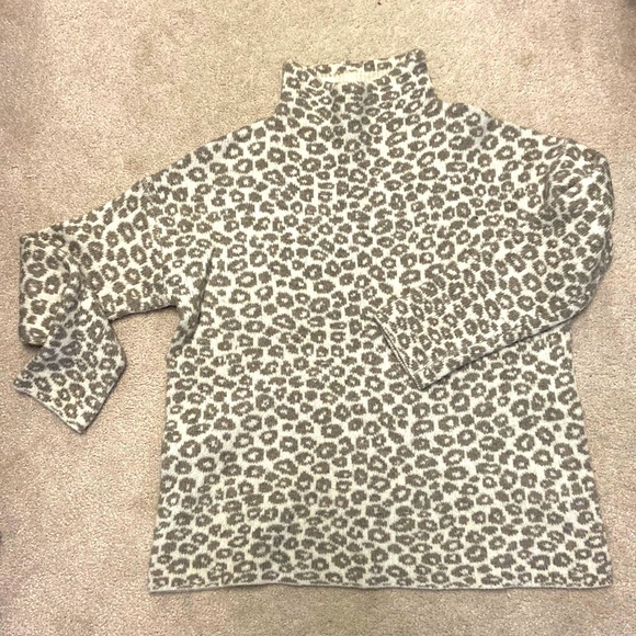 Christian Siriano Sweaters - Mock neck cozy sweater